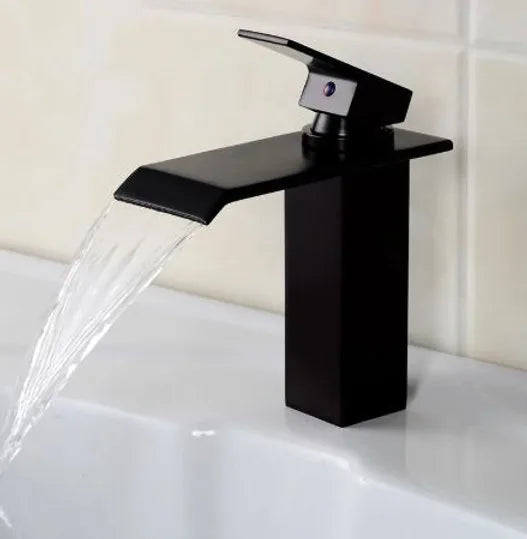 Torneira monocomando modelo quadrada slim luxo baixa preto fosco black - 4415 - Conceito Metais