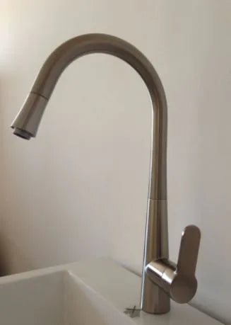 Gourmet escovada com ducha extensível - 4676 - Conceito Metais (foto 2)