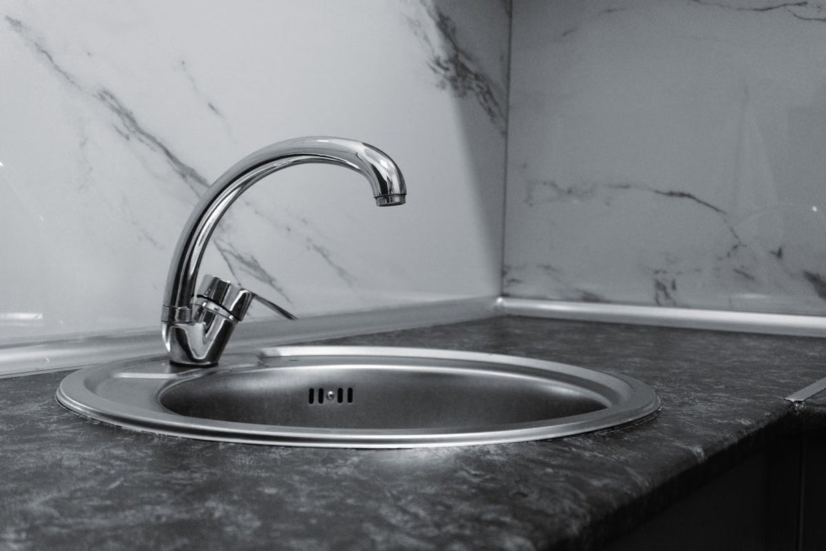 Torneira em aço inox, representante de fábrica Conceito Metais